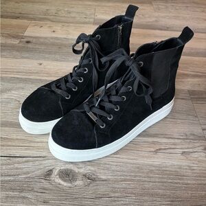 J/SLIDES Norris High Top Leather Platform Sneaker in Black